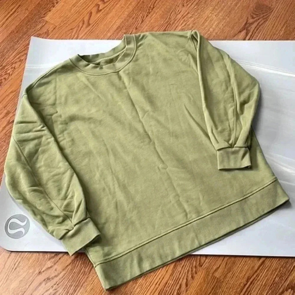 Lululemon I 8 - Picture 1 of 10